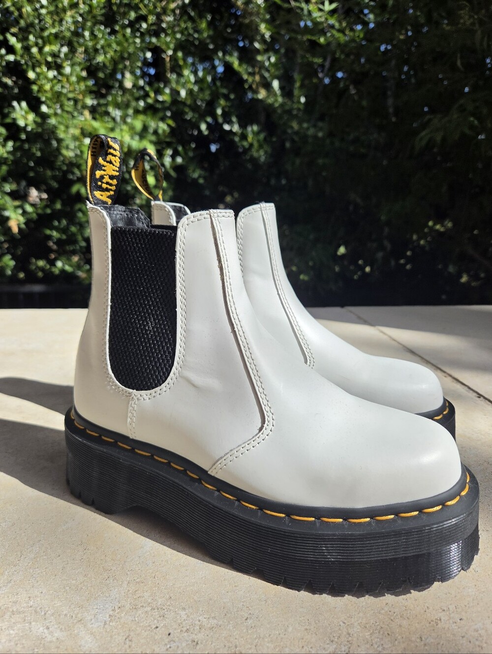 Dr. Martens 2976 Quad Platform Chelsea Boots White Smooth Leather Mens 5 Women 6